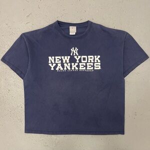 Vintage 2009 MLB New York Yankees Rare Baseball T Shirt XXL